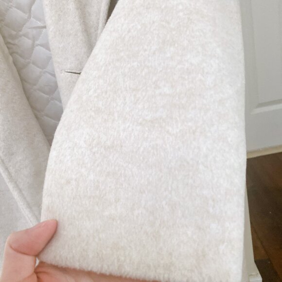 NWT Women Creamy White Button Up Quilted Long Coat - Picture 4 of 9